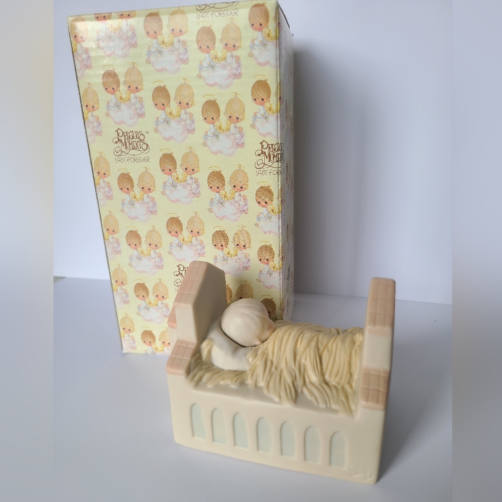 Precious Moments Baby Manger Chapel Collectible Porcelain Figurine